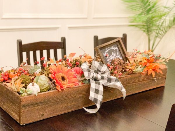 Seasonal Decorating and Interior Design